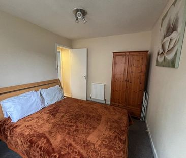 2 bedroom bungalow to rent - Photo 3