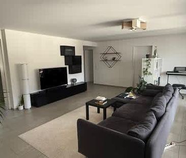 3.5 Zimmer, 138 m², 2. Stock - Photo 1