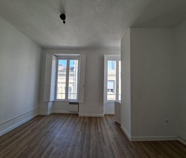 Location Appartement 1 pièce 26m² BORDEAUX 33000 - Photo 4