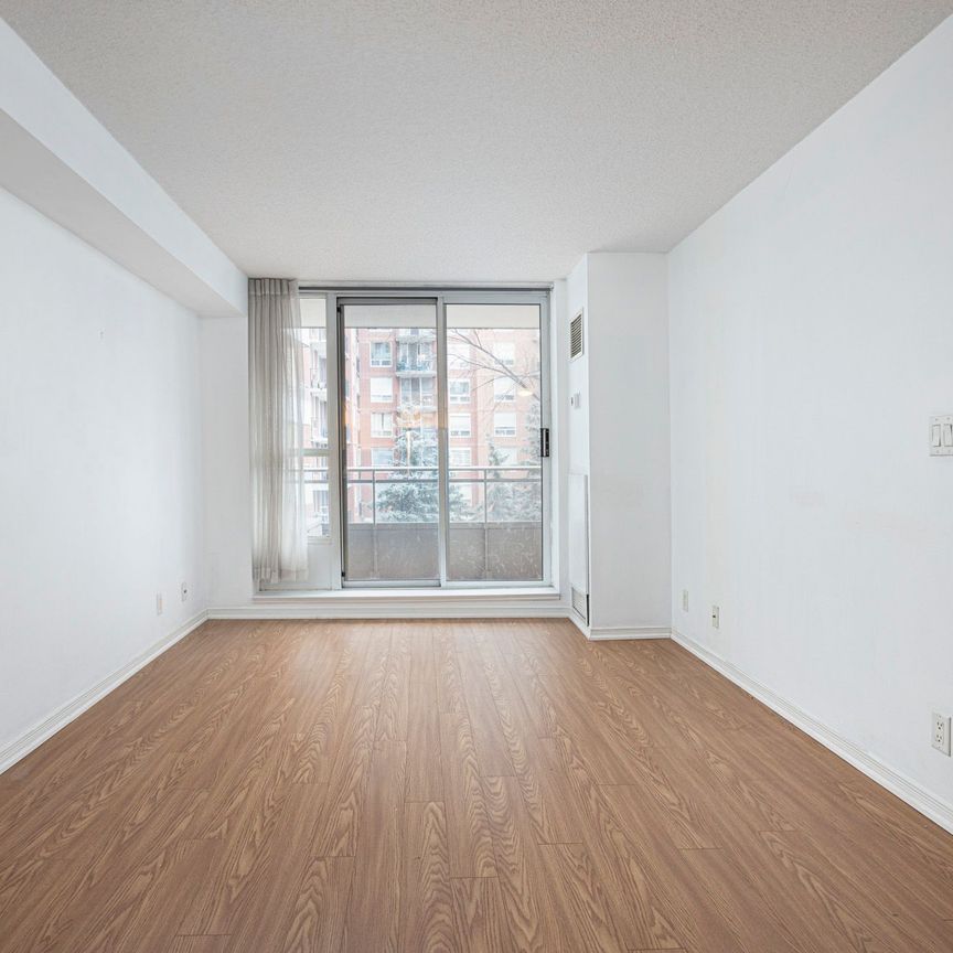 For Lease - 245 Davisville Avenue Unit# 302, Toronto, Ontario - Photo 1