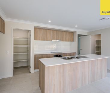 49 Yellowstone Circuit, Yarrabilba QLD 4207 - House For Rent | Domain - Photo 3