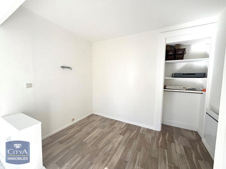 Location Appartement 1 pièce 37m² ST ETIENNE 42100 - Photo 4