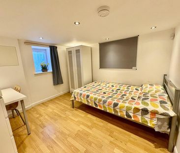 Room in a Shared House, Pomona St, S11 - Photo 4