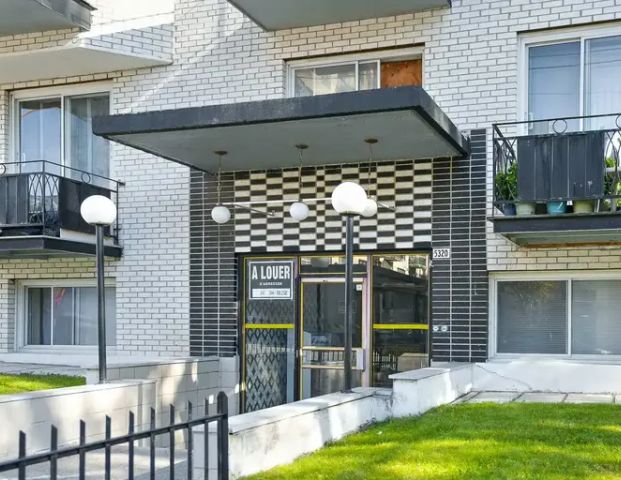 5320 Avenue Bourret | 5320 Avenue Bourret, Montreal - Photo 1