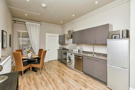 2 bedroom apartment to rent - Photo 5