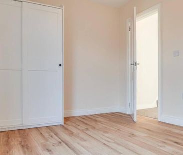 60 Rockview Street, Belfast, BT12 6JR - Photo 2