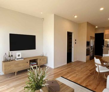Brand new home in mangere! - Photo 2