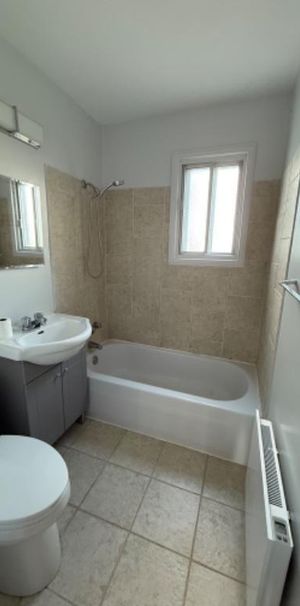 Logement 4 1/2 à Rosemont - Photo 1