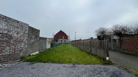 Volledig gerenoveerde woning met 2 slaapkamers en tuin. - Foto 2