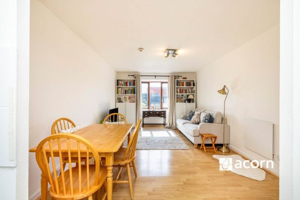 Albion Street, London, SE16 - Photo 1