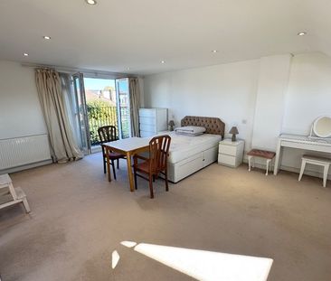4 Bed Semi-Detached House, Elgar Avenue, W5 - Photo 6