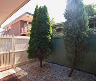 2/95 Moreland Road, Coburg, VIC 3058 - Photo 4