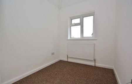 6 bedroom semi-detached house to rent - Photo 5