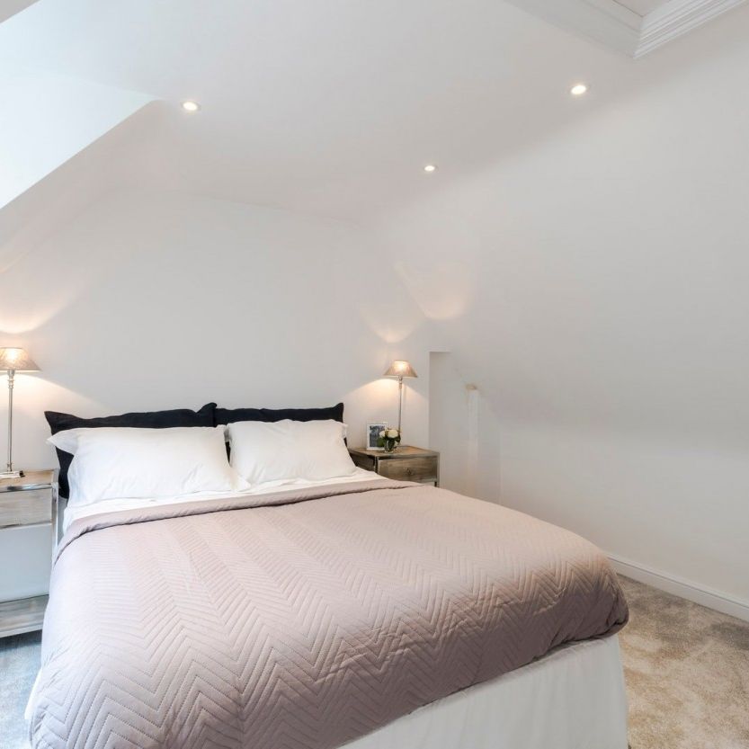 Saddle Yard, Mayfair, London, W1J - Photo 1
