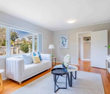 Character & Convenience in the Heart of Northcote - Photo 2