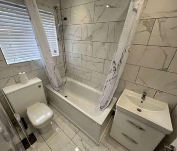 Upshire Road, Waltham Abbey, EN9 - Photo 6