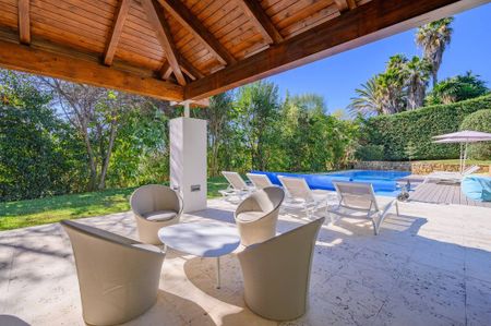 Luxury Villa for rent in The Golden Mile, Spain - Photo 5