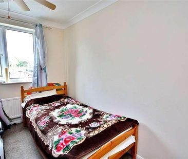 Leegate Close, Woking, Surrey, GU21 - Photo 2