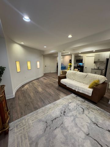 For Lease - 207 Shaftsbury Avenue Unit# basment, Richmond Hill, Ontario - Photo 2