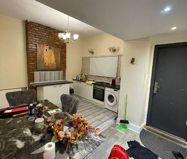 1 Bed Flat, Bowes Road, N13 - Photo 5