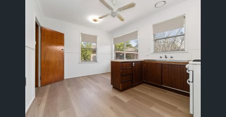 Freshly Updated 3-Bedroom Home | Spacious Front & Back Gardens | Ready Now - Photo 4