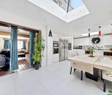 Windsor, Berkshire, SL4 - Photo 6