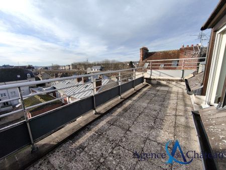 Location Appartement 5 pièces 100m² COMPIEGNE 60200 - Photo 4