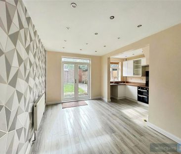 3 bedroom terraced house to rent - Photo 2