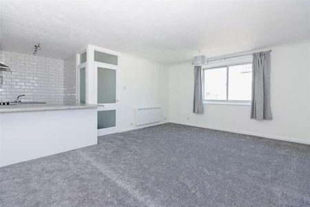 Brighton Road, Worthing, BN11 - Photo 3