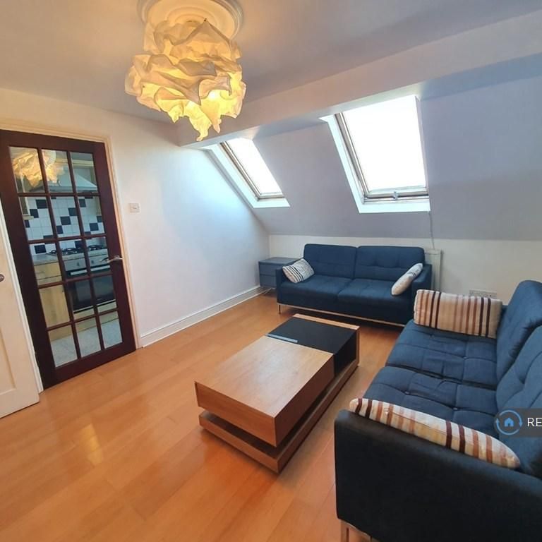 1 bedroom flat to rent - Photo 1