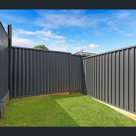 Charming Brand New Granny Flat - Photo 4