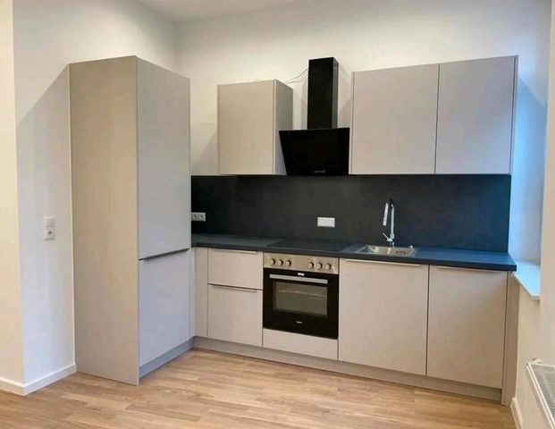 1-Zi.-Wohnung mit Balkon und EBK - Foto 1