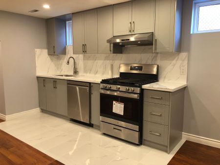 For Lease - 1161 Shadeland Drive Unit# Lower, Mississauga, Ontario - Photo 4