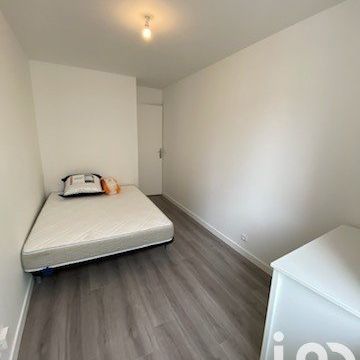 Appartement 2 pièces de 33 m² à Saint-Étienne (42100) - Photo 1