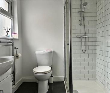 2 bedroom terraced house to rent - Photo 6