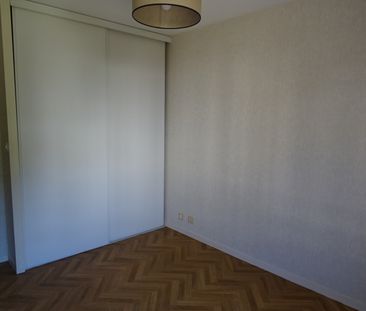 Location Appartement 2 pièces 47m² ORLEANS 45000 - Photo 3