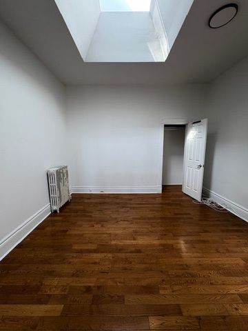 For Lease - 1380 Queen Street Unit# 3rd Floor, Toronto, Ontario - Photo 4