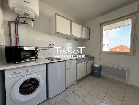 Location Appartement 1 pièce 24m² NIMES 30900 - Photo 4