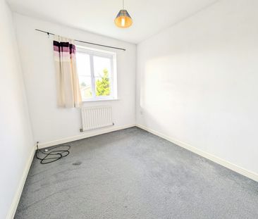 Detached house to rent on - Photo 4