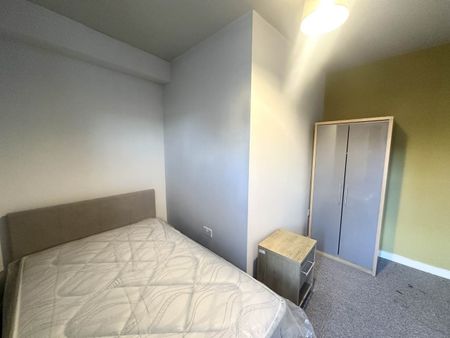 Silver Royd Hill (Room 3), Armley, Leeds - Photo 4