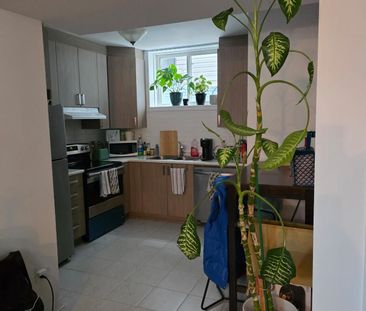 For Lease - 159 Minikan Street Unit# B, Blossom Park - Airport and ... - Photo 6