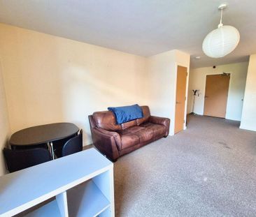 Studio to rent - Photo 6