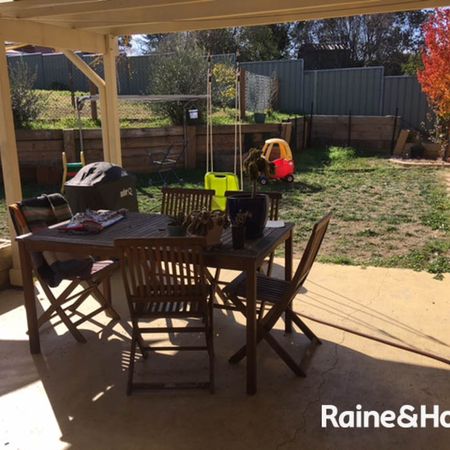 Family Home - Windradyne - Available 08/12/2025 - Photo 3