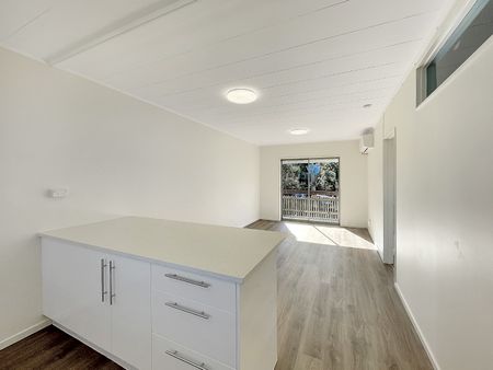 Mt Albert - 2 Bedroom, 1 Bathroom - Photo 3