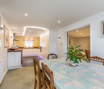 Set in the heart of Chichester, this five bedroom, four bathroom ho... - Photo 4