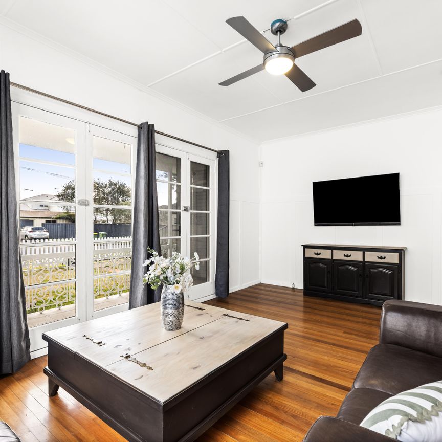 Rooming Accommodation – Furnished Room for Rent, Utilities Included + Ongoing Cleaning - Photo 1