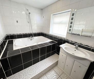 3 bedroom semi-detached house to rent - Photo 6