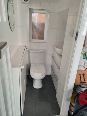 Room in a Shared House, Hendale Avenue, NW4 - Photo 1