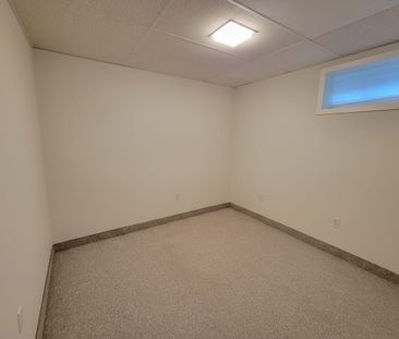 For Lease - 256 Sylvan Avenue Unit# Lower, Toronto, Ontario - Photo 5