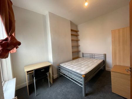 3 Bed Terraced House, Westminster Road, B29 - Photo 3